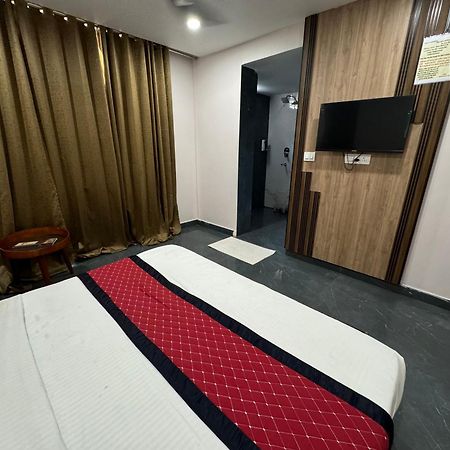 Namay Inn By T And M Hotels Haridwār Екстериор снимка