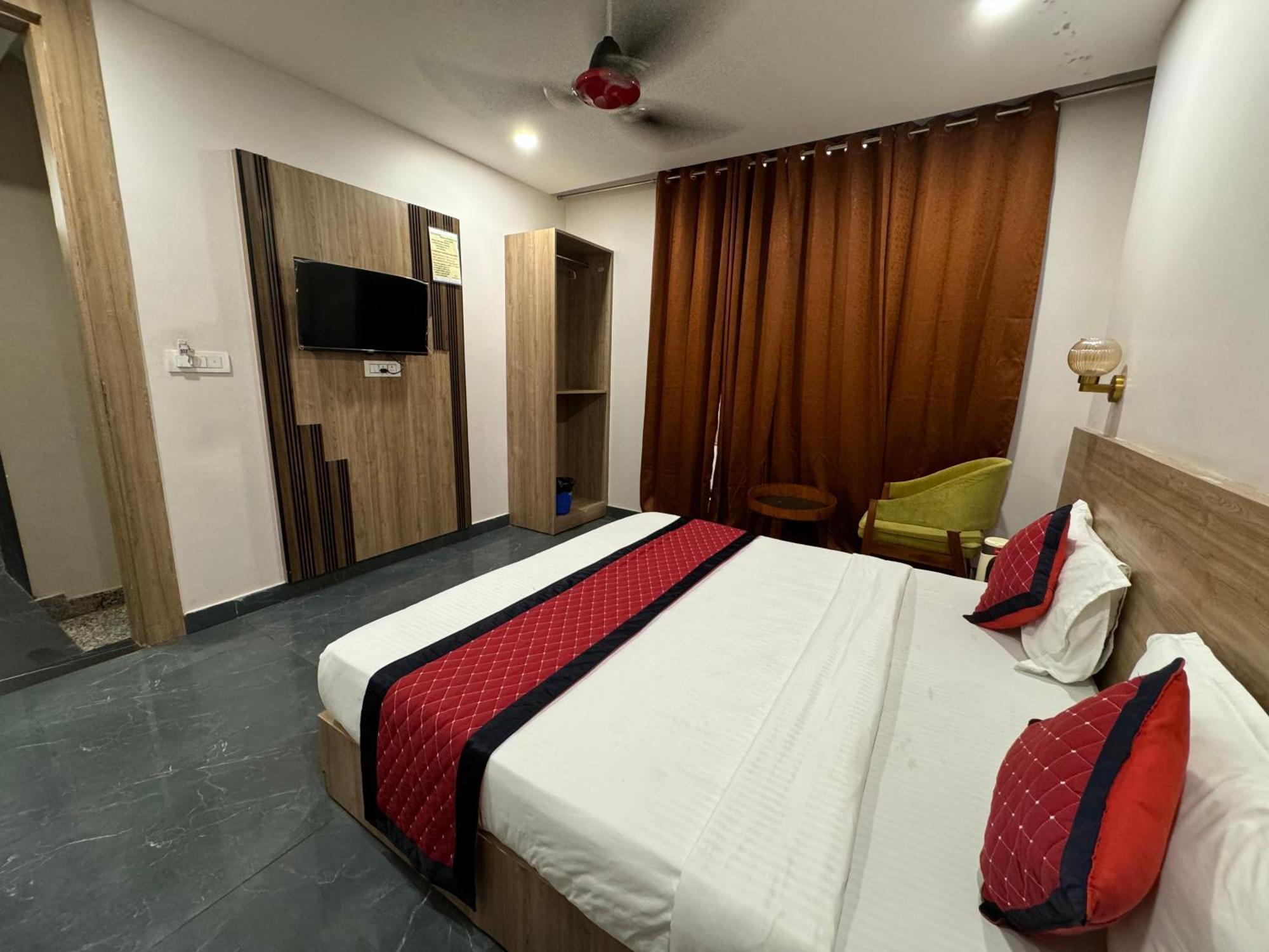 Namay Inn By T And M Hotels Haridwār Екстериор снимка